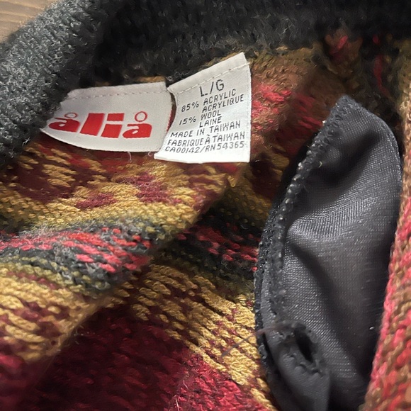 Vintage Alia zippered cardigan. Nordic style knit. - Picture 3 of 3